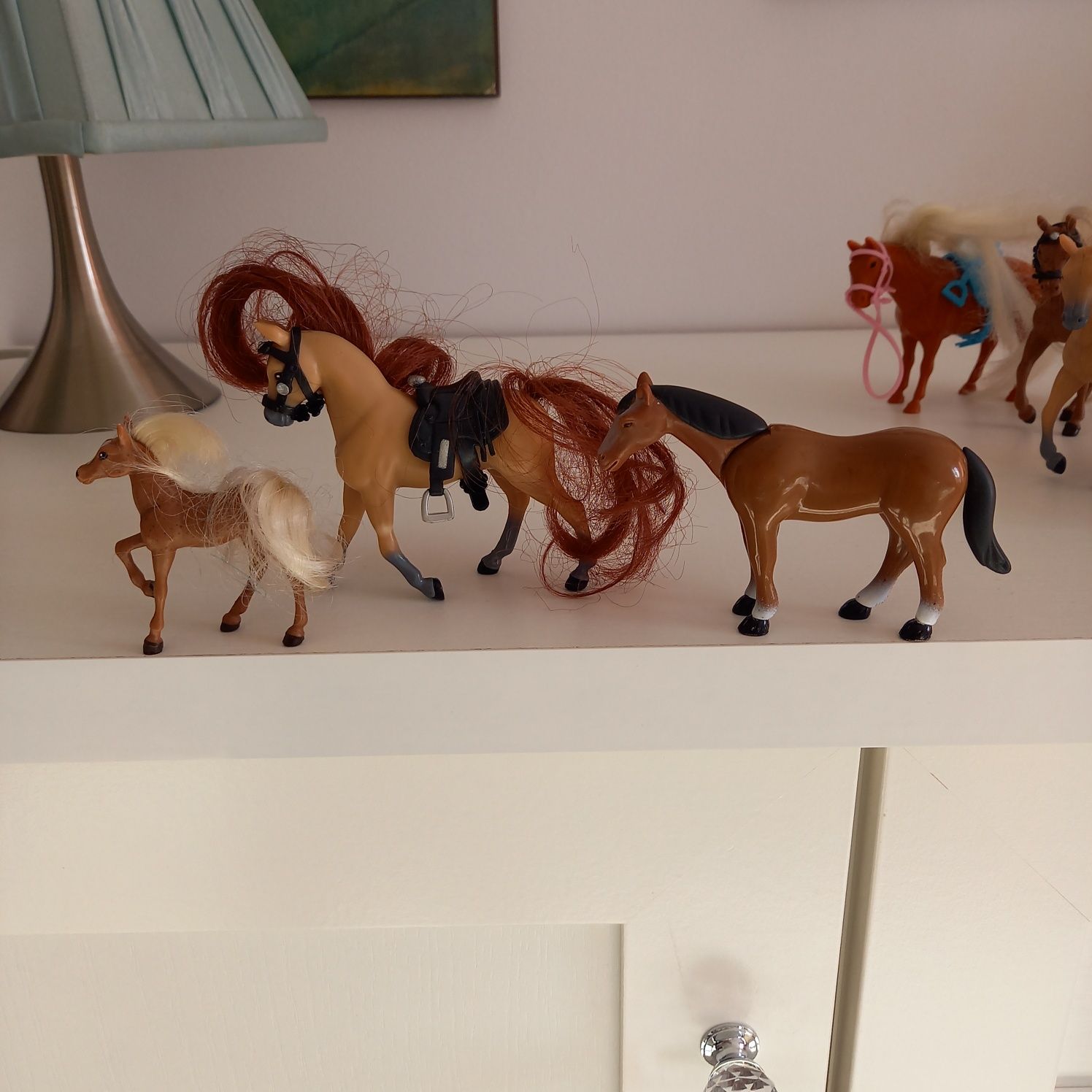 Piękne konie gniade dla dzieci zabawki koniki gniade figurki 8 szt.