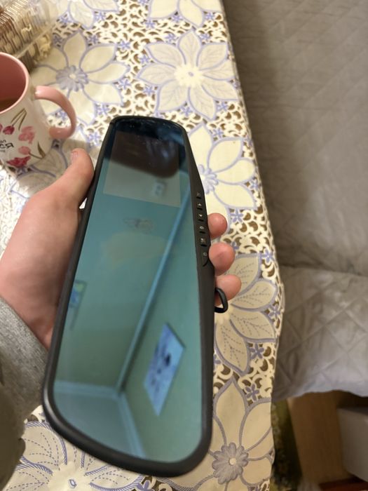 Відео рігестратор + дзеркало