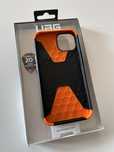 Etui Apple iPhone 13 i 14 UAG Civilian - czarne