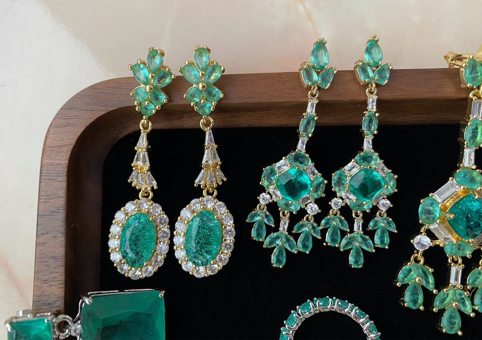 Розпродаж прикрас сережки пусети колечко