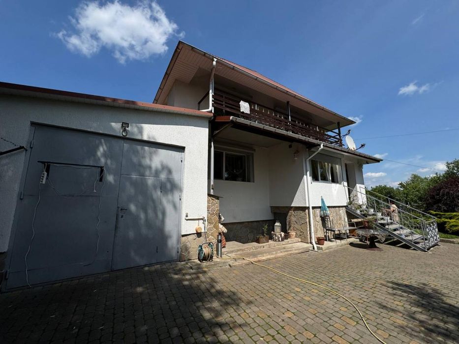 Терміново продається будинок з ремонтом у с. Дібрівки