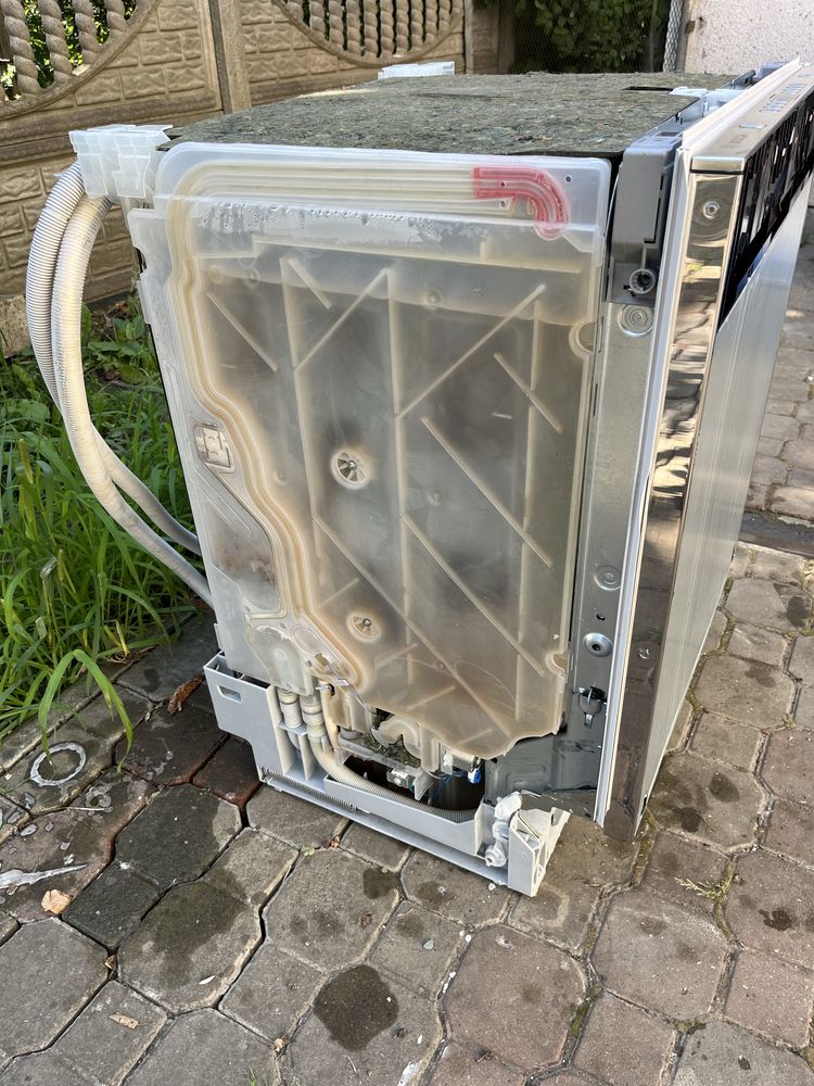 Вбудована посудомийна машина Bosch SMV48M30EU/B3