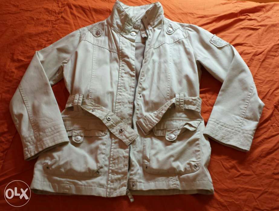 Parka de meia estação