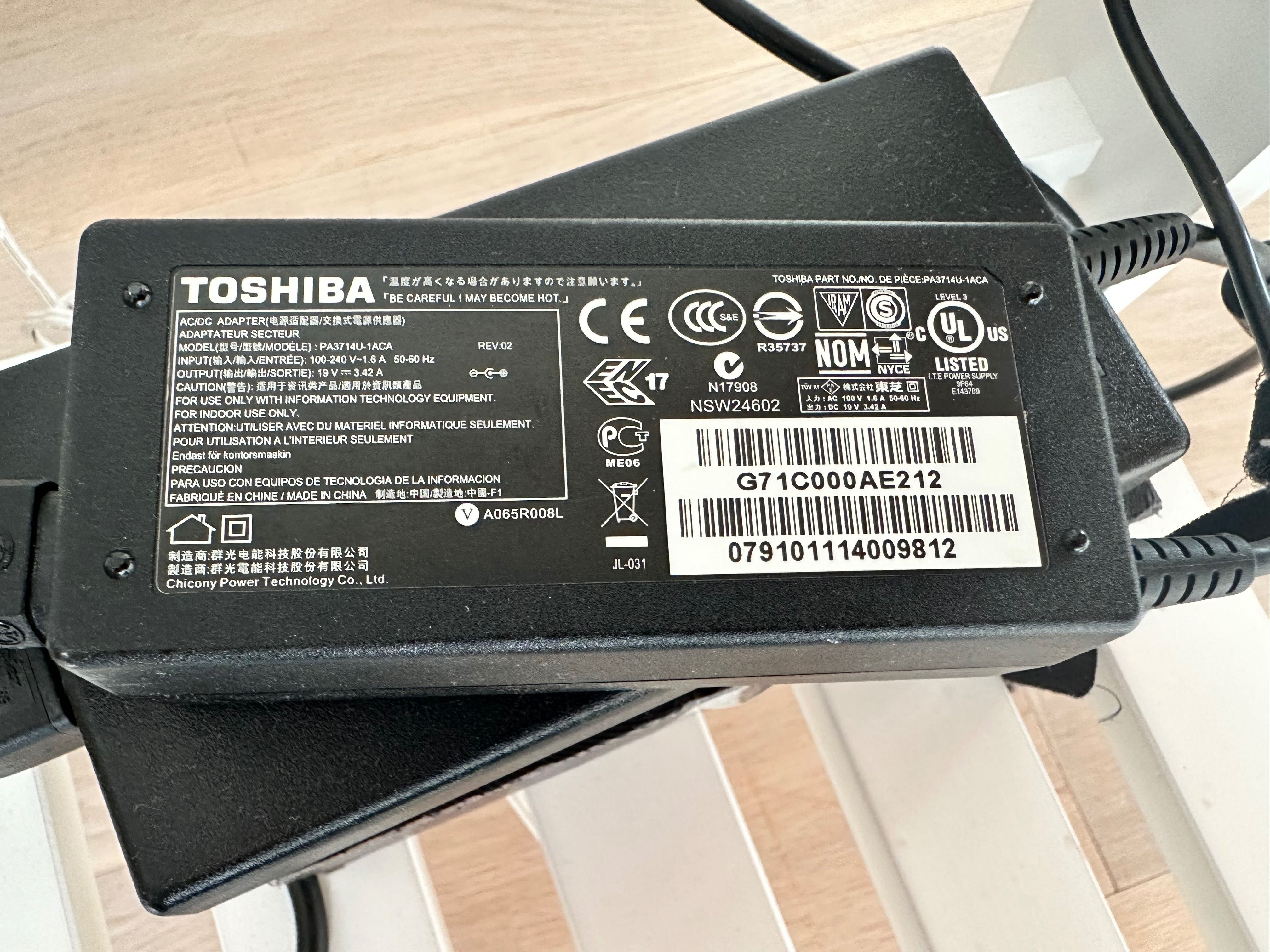 Zasilacz do laptopa Toshiba oryginalny PA3714U-1ACA Asus