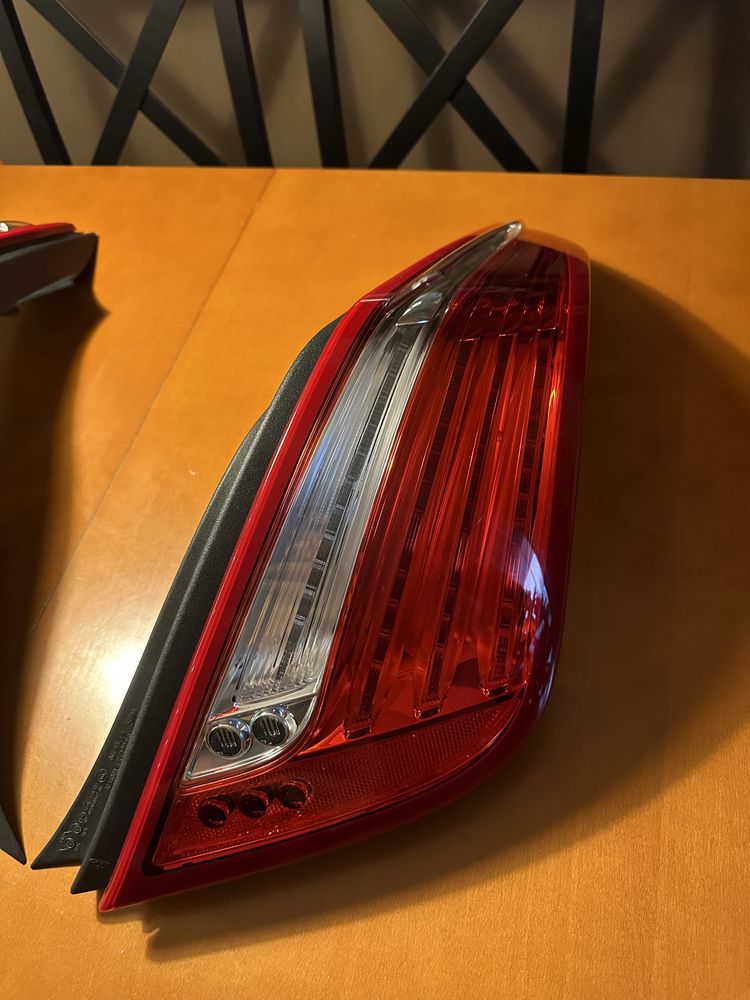 Lampa lewa tył + Lampa prawa tył Jaguar XJ X351 Lampy KOMPLET