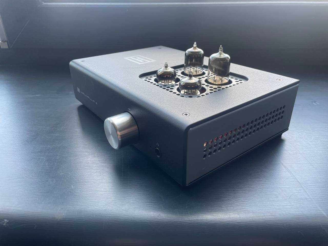 Ламповий підсилювач Schiit Valhalla 2