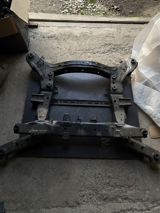 62401gi000 Передній підрамник балка двигуна Hyundai Ioniq5 KIA EV6