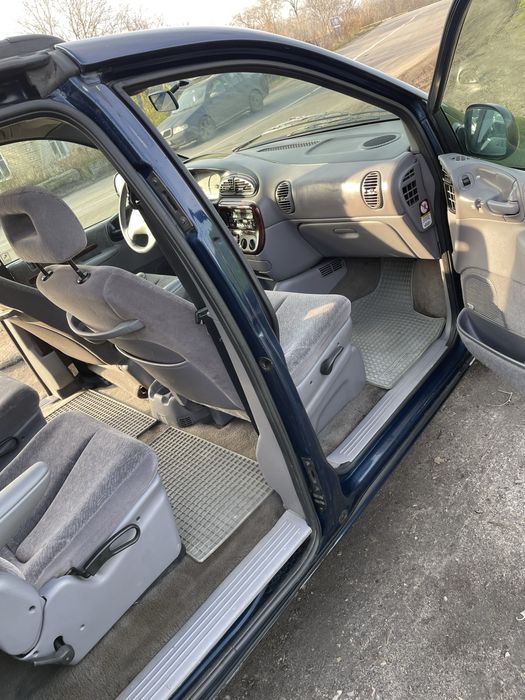 Продам крайслер 2.5турбодизель в отлично состоянии