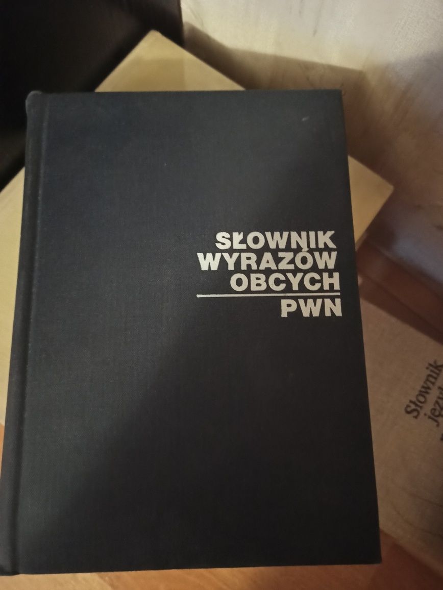 Słownik wyrazów obcych PWN