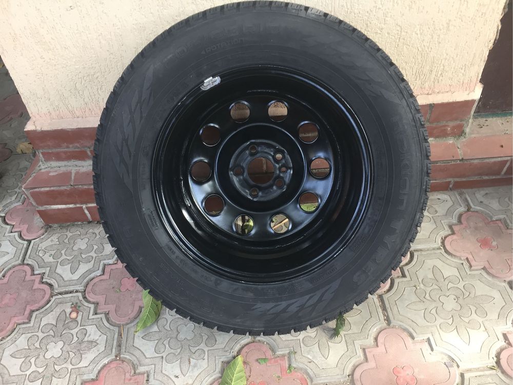 Шини 205 65 15  Nokian Hakkapelita R3