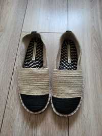 Espadryle z zary