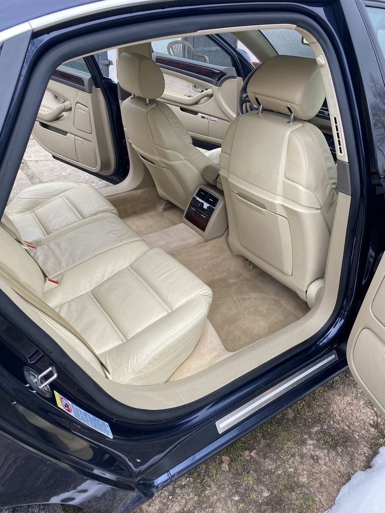 Audi A8L d3 4.2 /LPG