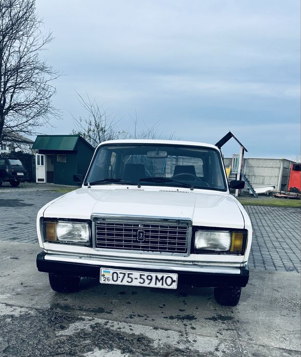Продаю ВАЗ 21077