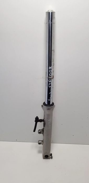 SUZUKI BANDIT 600 Laga Zawieszenie Przednie Przód