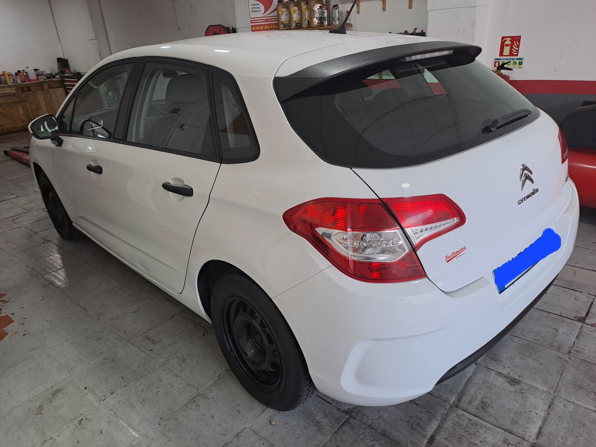 CITROEN C4 - 2012 - DIESEL - 73.000 KMS