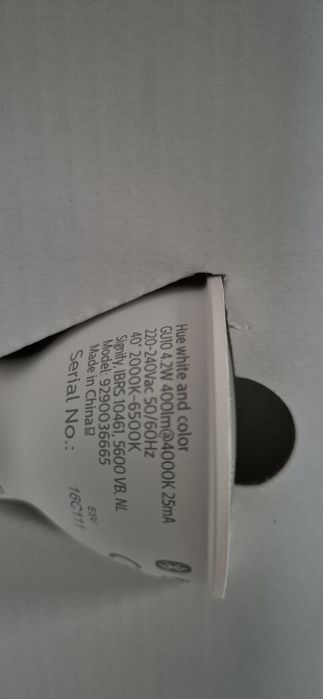 3 x Philips Hue white and color gu10