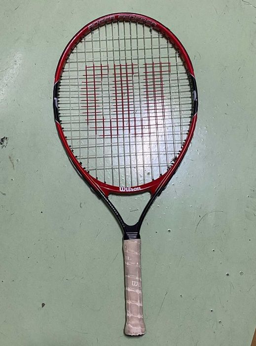 raquetes de ténis usadas, mas em bom estado