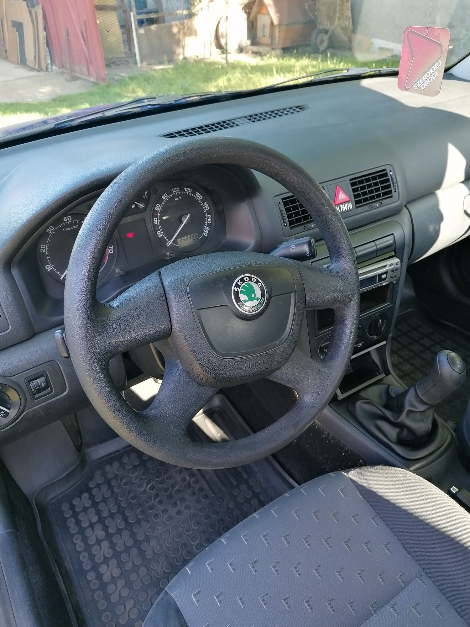 Scoda Octavia 1 2010r