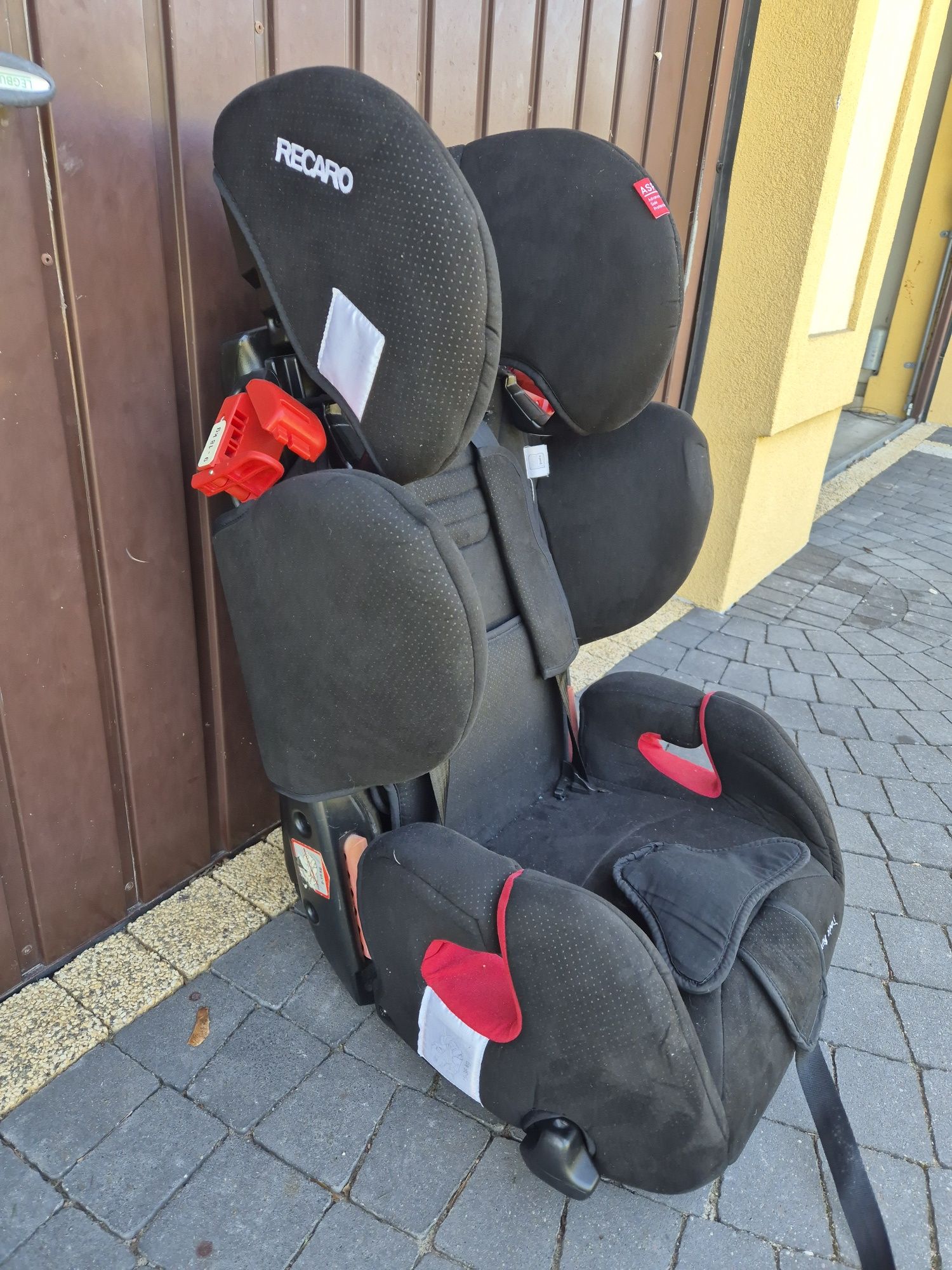 Fotelik Recaro Young Sport 9-36kg