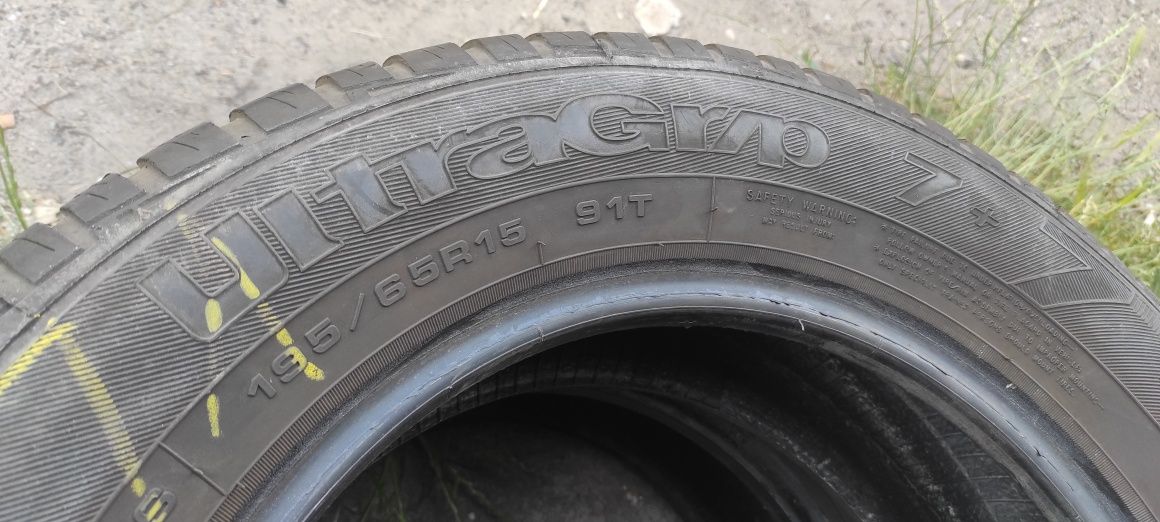 Opony zimowe z 2013r 5mm 195/65/15 Goodyear 5N