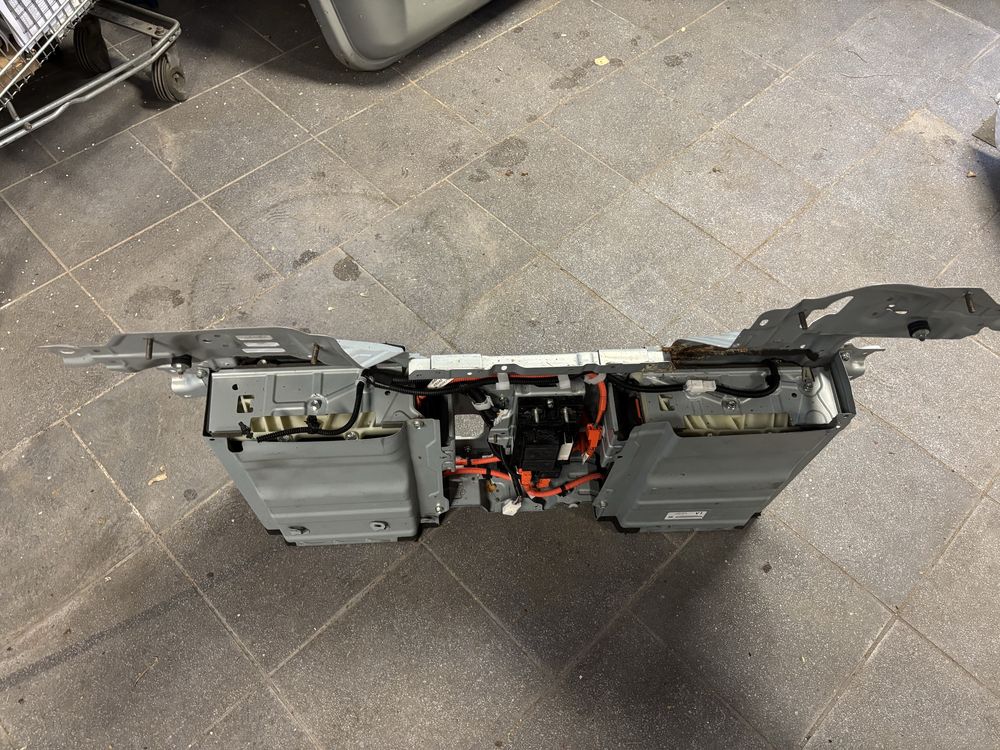 Zestaw baterii hybryda Toyota Rav4 / Lexus stan bdb kompletne ! 2021 r