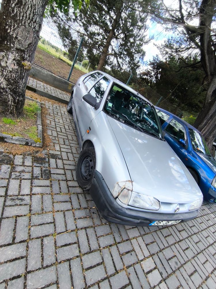 Renault 19 1.4 Gasolina funciona bem