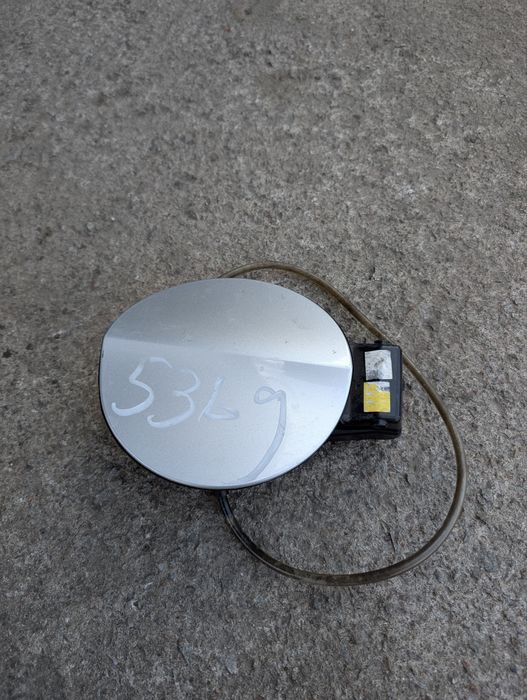 Кришка лючка бензобака Volkswagen CC 2013-2016