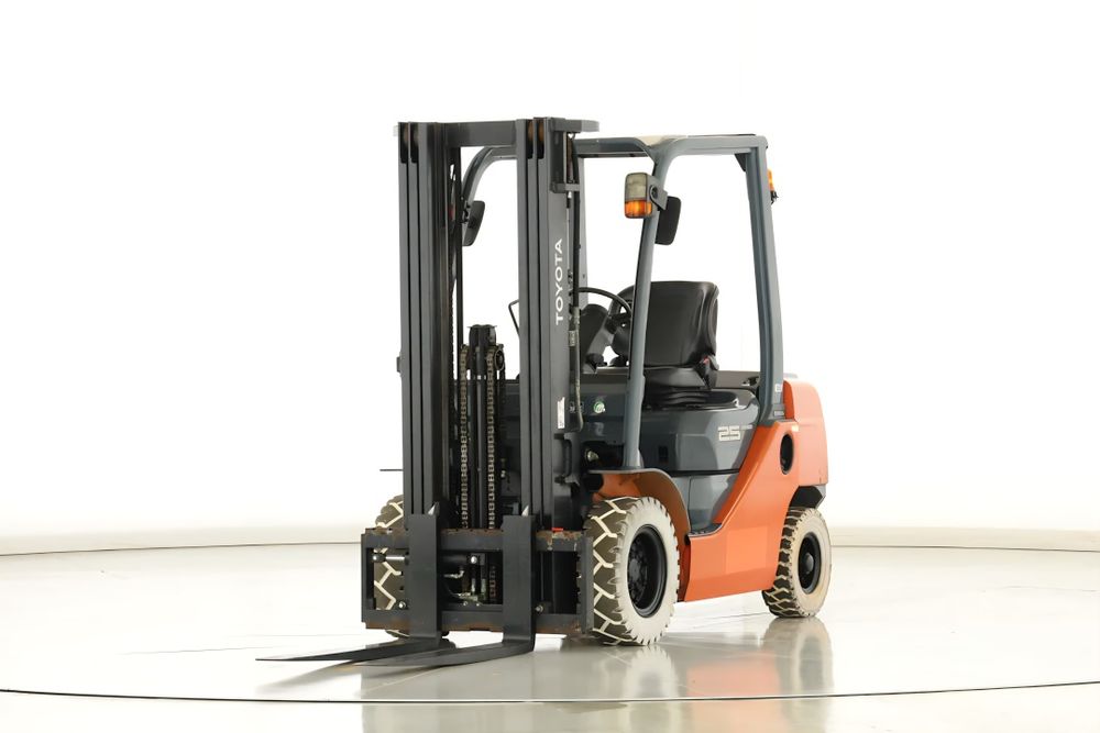 Навантажувач дизельний TOYOTA 8FD25 2018 погрузчик Тойота