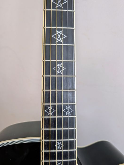 Epiphone Jane Dave Navarro Gibson acoustic