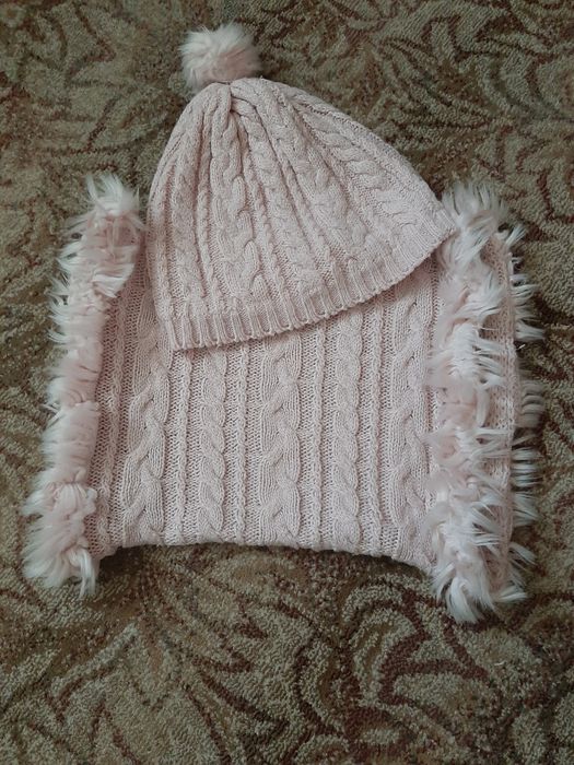 Czapka i komin dla dziewczymki+ dodatkowa czapka