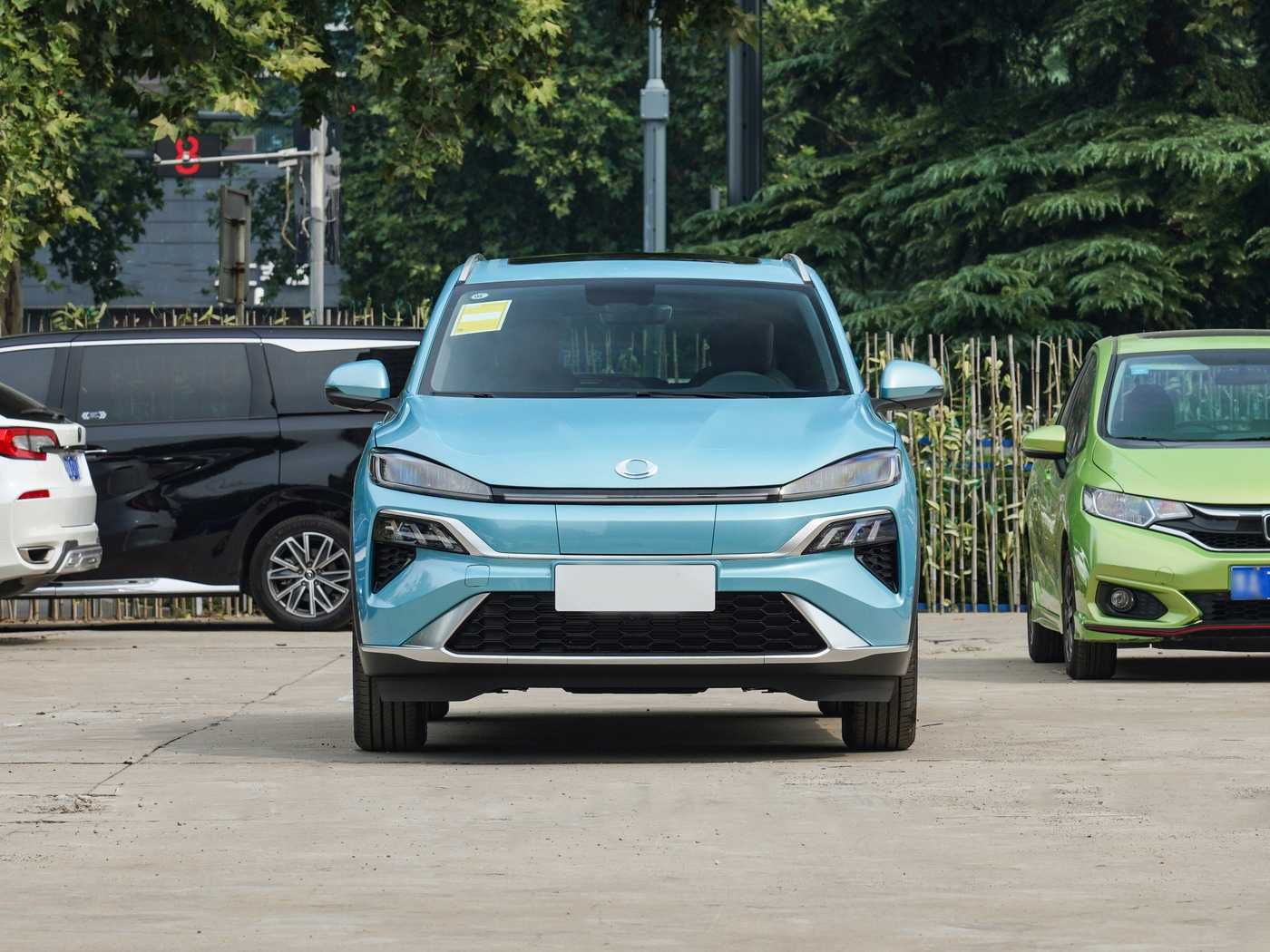 Новий електромобіль Honda M-NV 2023