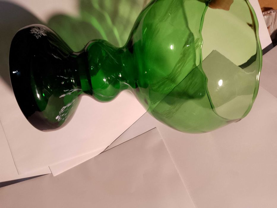 Wazon Kielich zielone szkło ozdobne duży