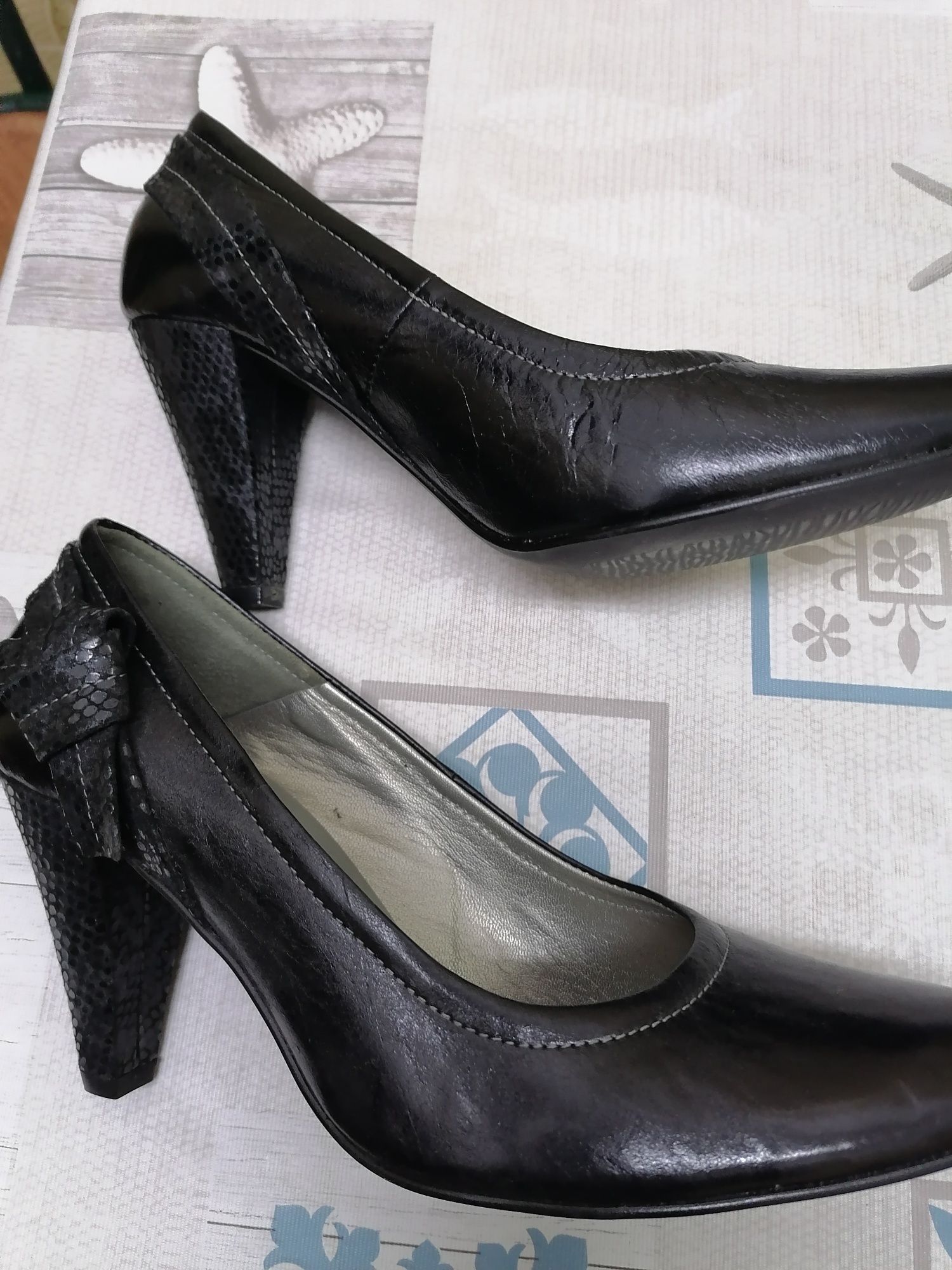 Sapato bom em preto