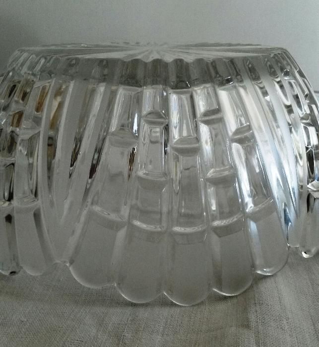 Taça Grande Vintage de Cristal D'Ariana Zajecar