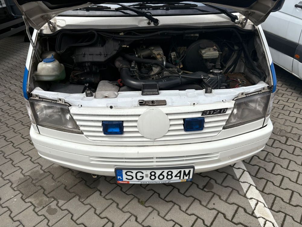Mercedes Sprinter 312D Ambulans Karetka