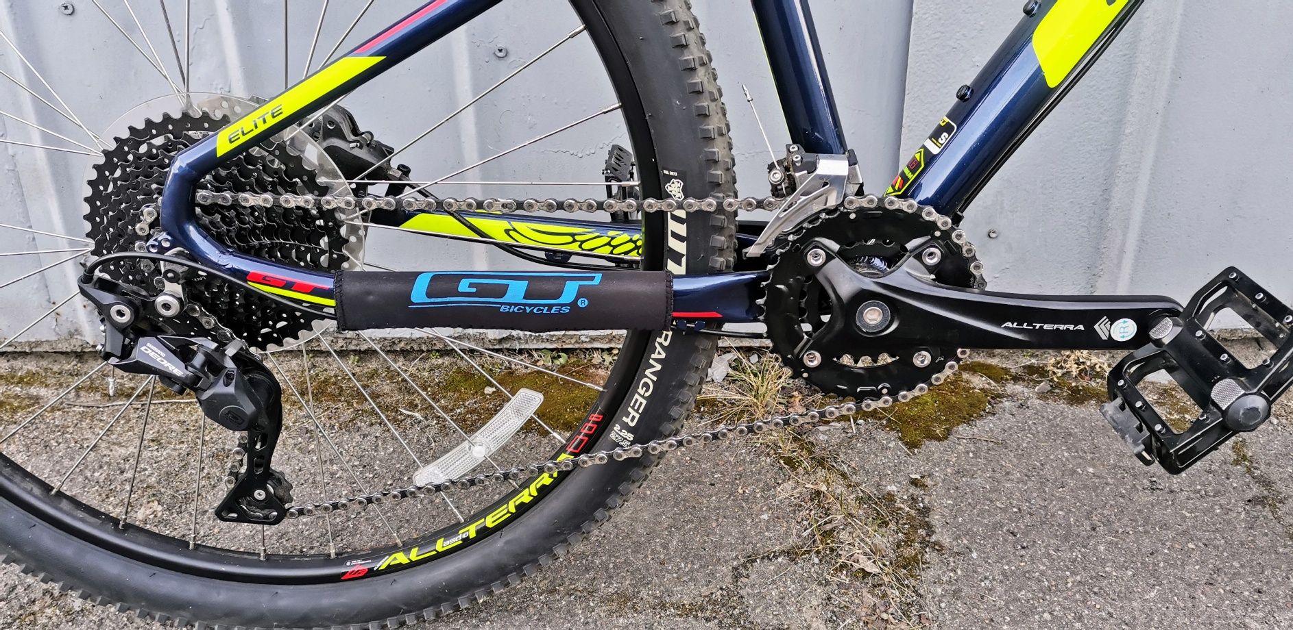 Американський велосипед GT Avalanche Elite на 27.5 колесах. Розмір S.