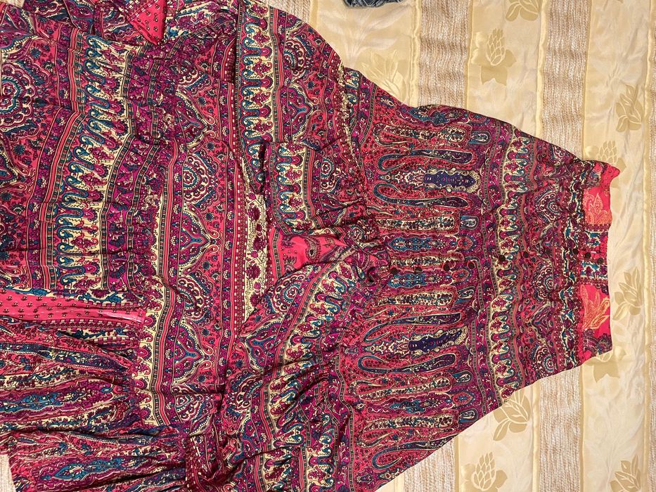 Saia estampada tipo sevilhana