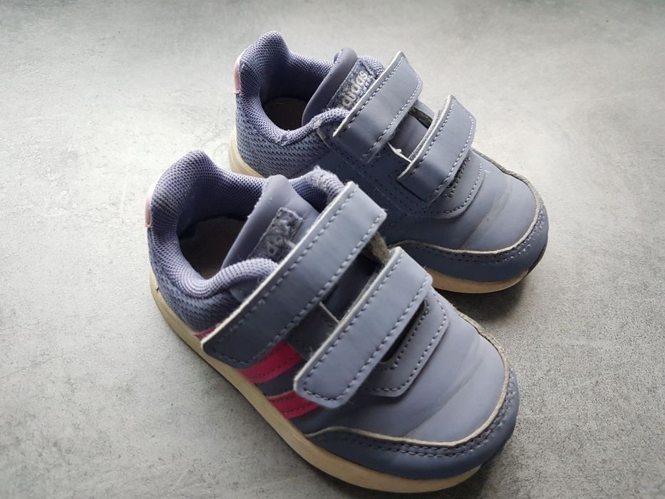 Buty adidas dla dziecka