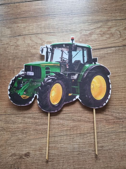 Traktor John Deere z masy cukrowej topper