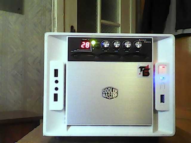 Продам маленький красивый системный блок возможно с монитором.