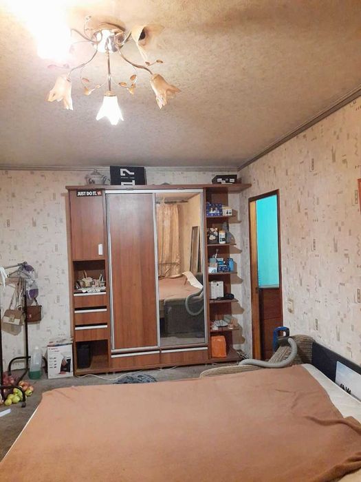 Продам 2к.чешку,косметика,ул.Нескорених 68,1\12,м.Салтовское,606м\р