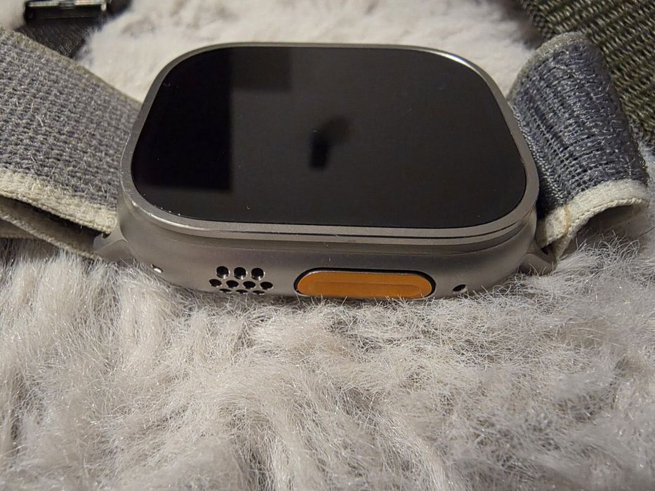 Smartwatch Apple Watch Ultra 2 srebrny w bdb stanie 98% bateria + pask