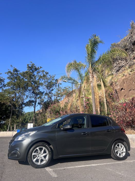 Peugeot 208 PureTech