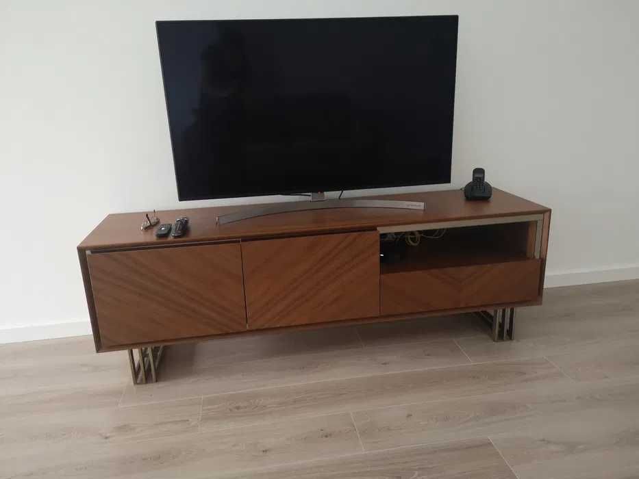 Mesa de jantar Nogueira