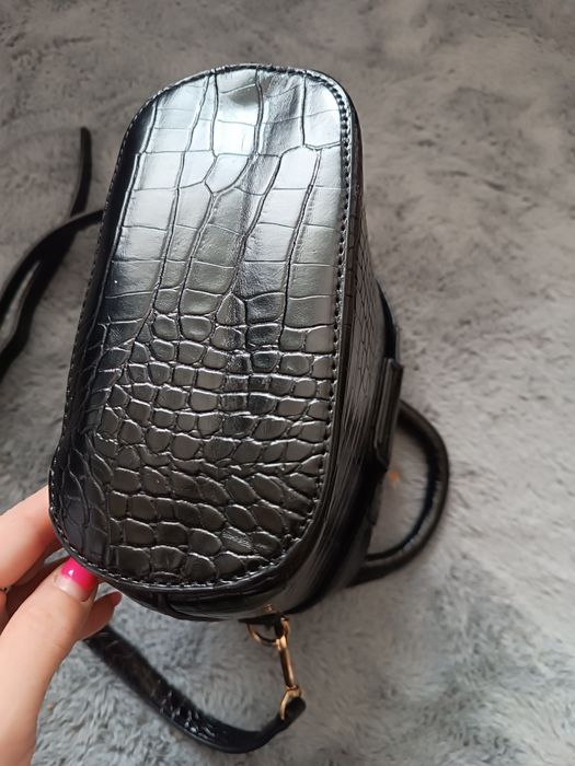 Жіноча сумка циліндр