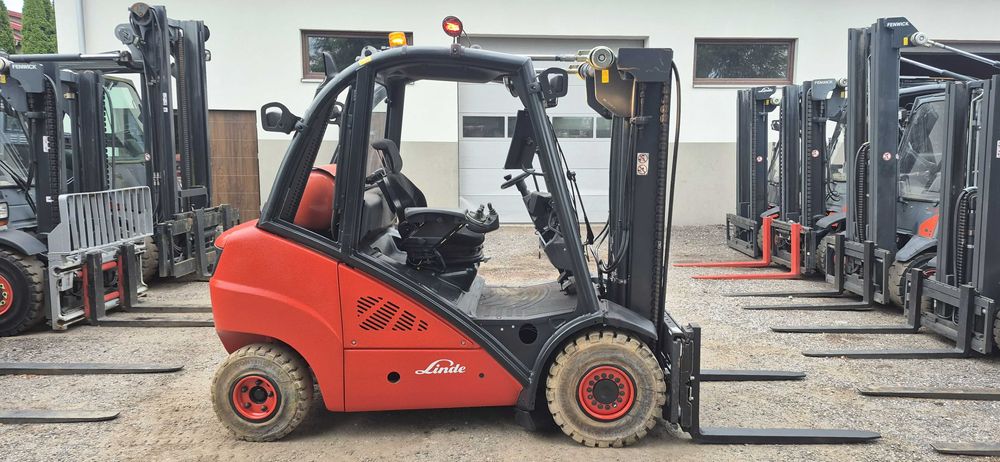 Wózek Widłowy Linde H30T - 4 sekcje - Pozycjoner / przesuw - Stan BDB