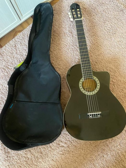 Гітара 6 струнна