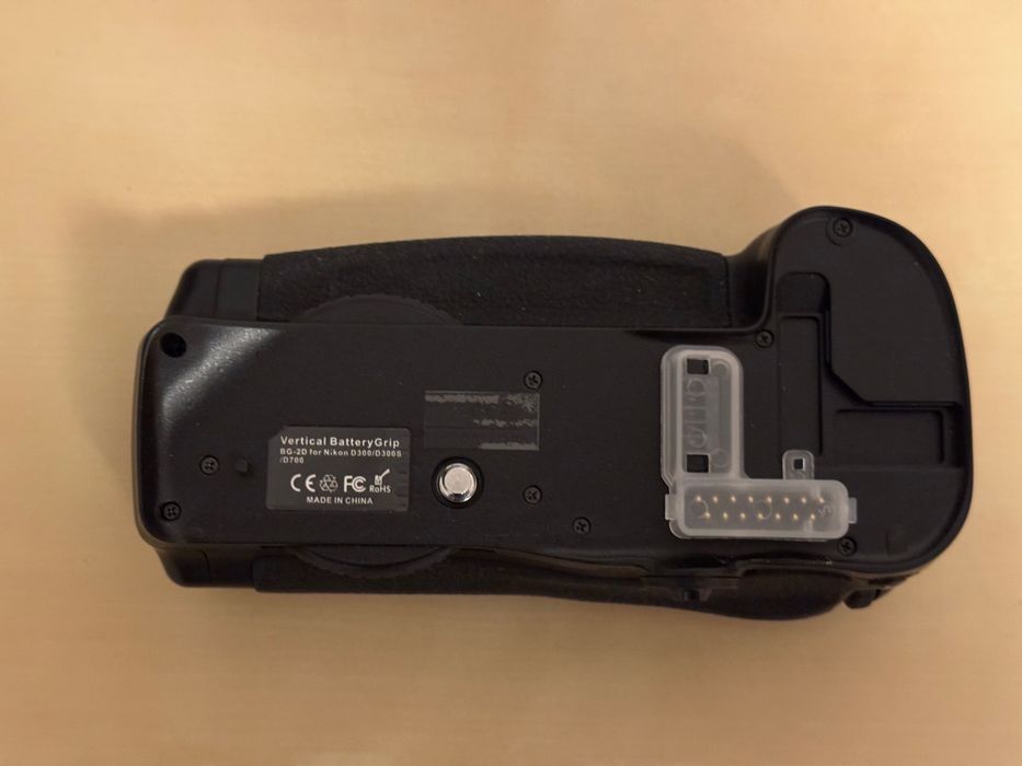 Camera Nikon D700 com grip
