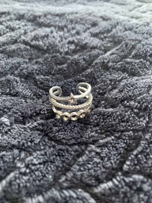 Продам срібні кільця