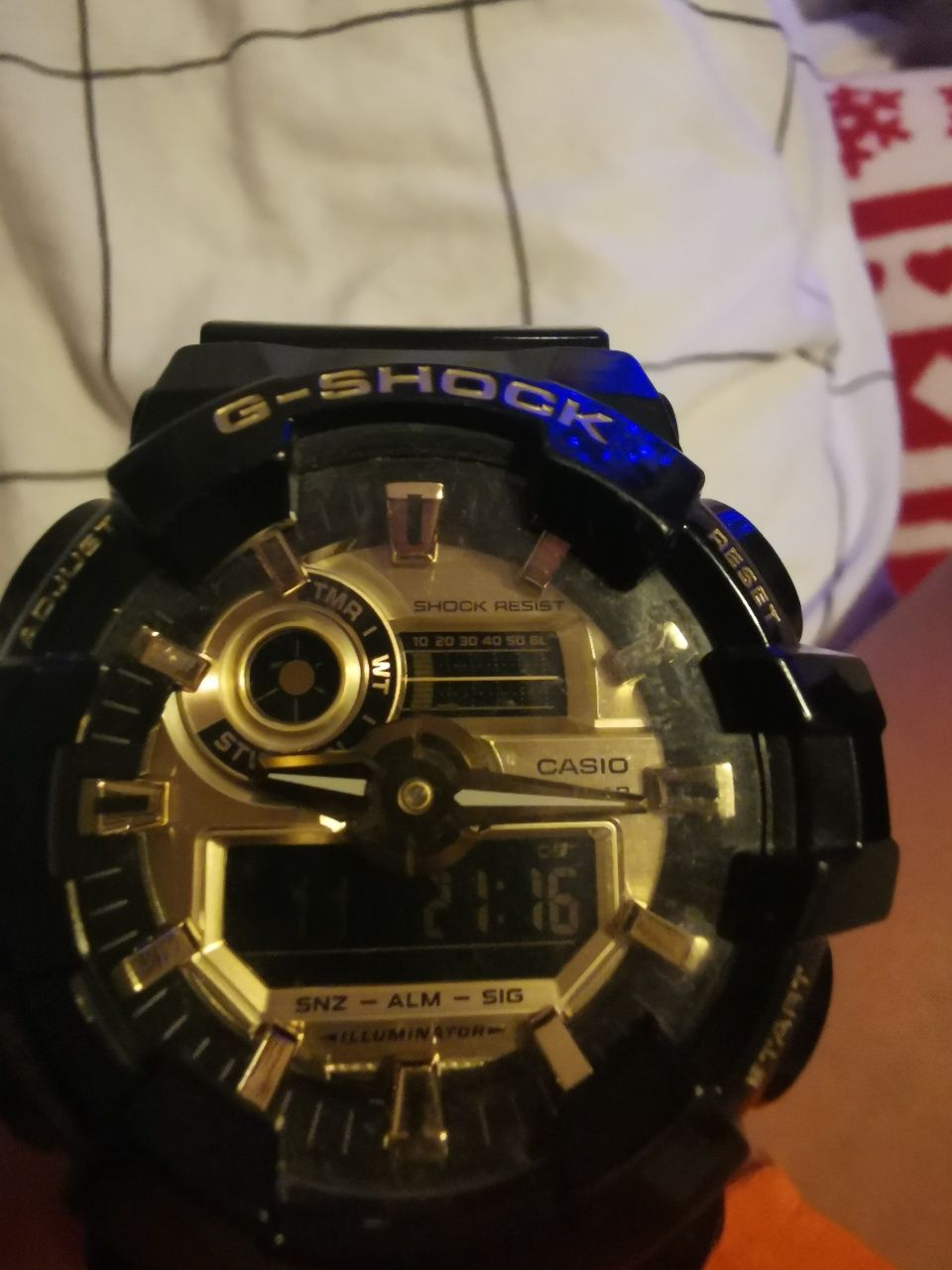 Zegarek Casio G-Shock GA-710GB-1A